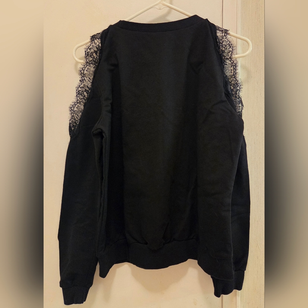 SHEIN Elegant Black Sweater with Lace Shoulders